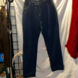 Vintage women’s Wrangler jeans size 16.